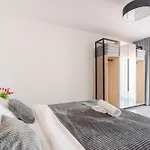 Ind.u Aparthotel 3*