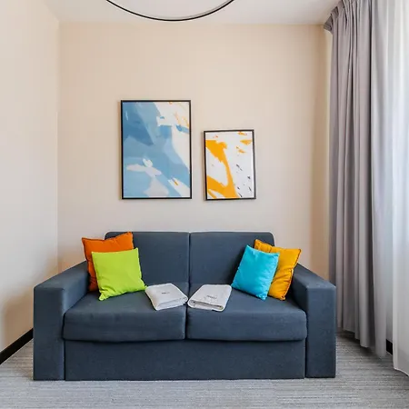 Ind.u Hotel apartamentowy 3*